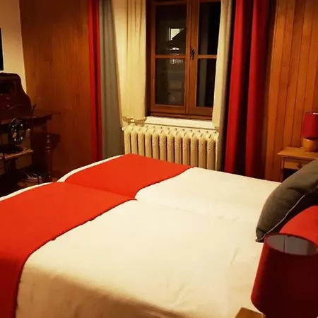Du Clocher Hotell