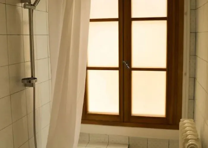 Du Clocher Hotel 3*